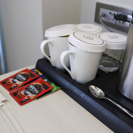 フラズダン ホテル エレバン エクステリア 写真